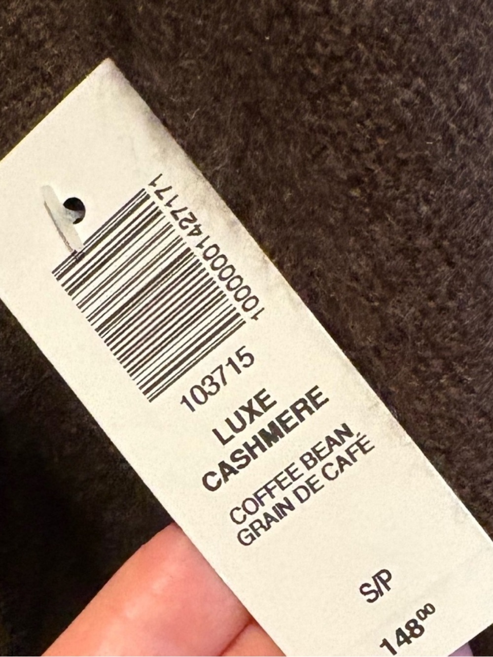 The Group by Babaton LUXE CASHMERE V-NECK SWEATER - Picture 10 of 10